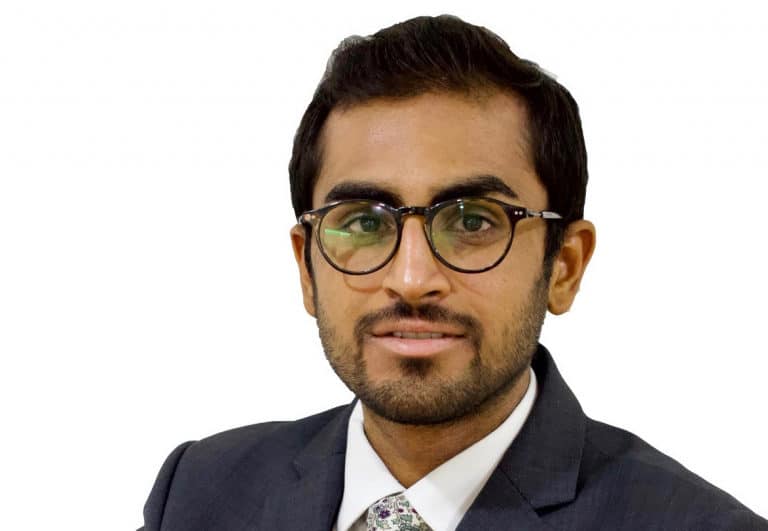 sa1 Dr Roshan Vara hair transplant surgeon